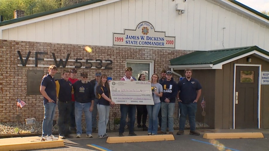 veterans-help-local-marching-band-fundraise-for-pearl-harbor-memorial-trip