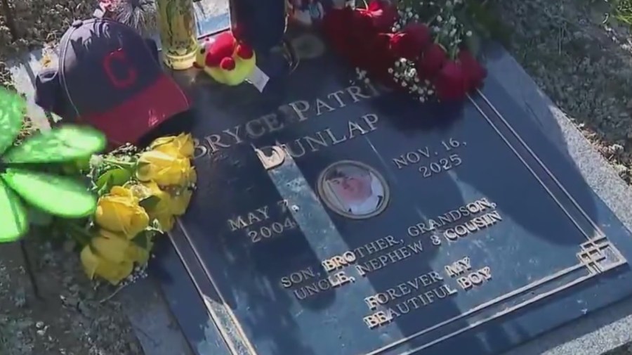 browns-legend-and-family-gather-to-remember-bryce-dunlap