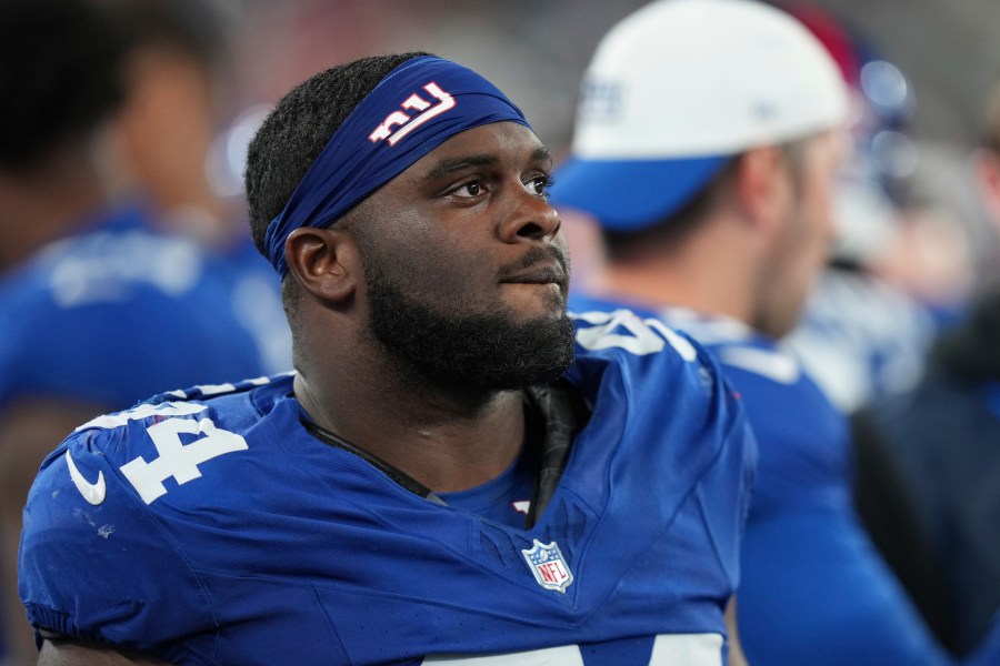 browns-claim-defensive-tackle-off-waivers-from-giants
