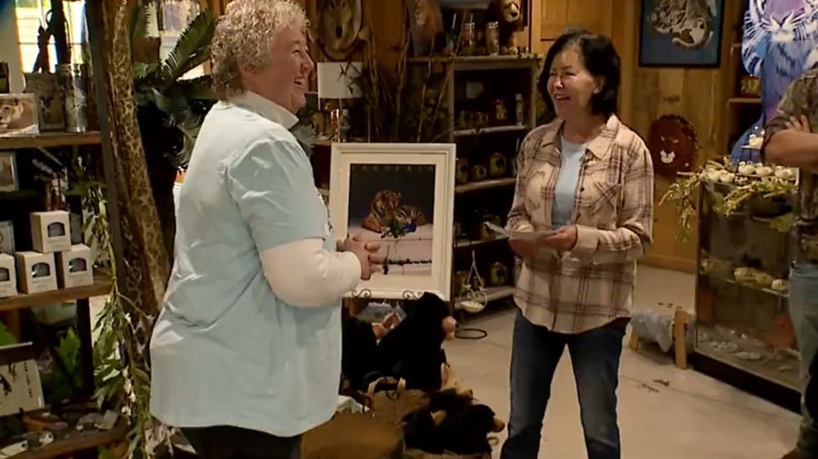 local-animal-sanctuary-receives-help-from-community-with-donation