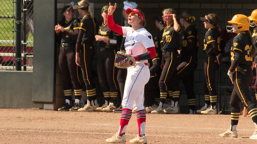poland-grad-stars-in-sophomore-season-for-rmu-softball