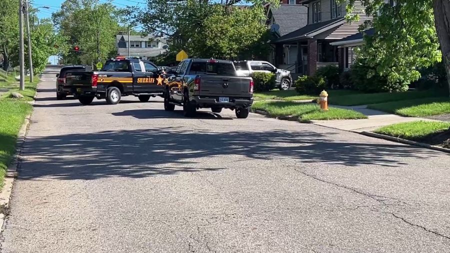 feds-serve-warrant-on-youngstown’s-west-side