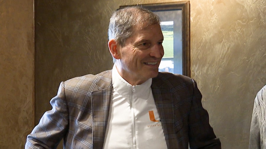 bernie-kosar-visits-the-valley,-thankful-for-local-support
