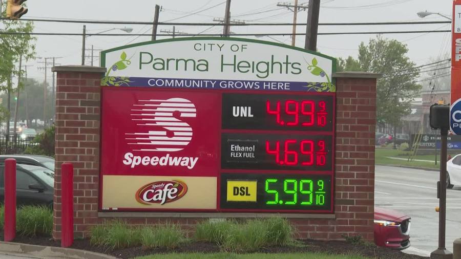 how-would-a-federal-gas-tax-break-impact-ohioans?-officials-weigh-in