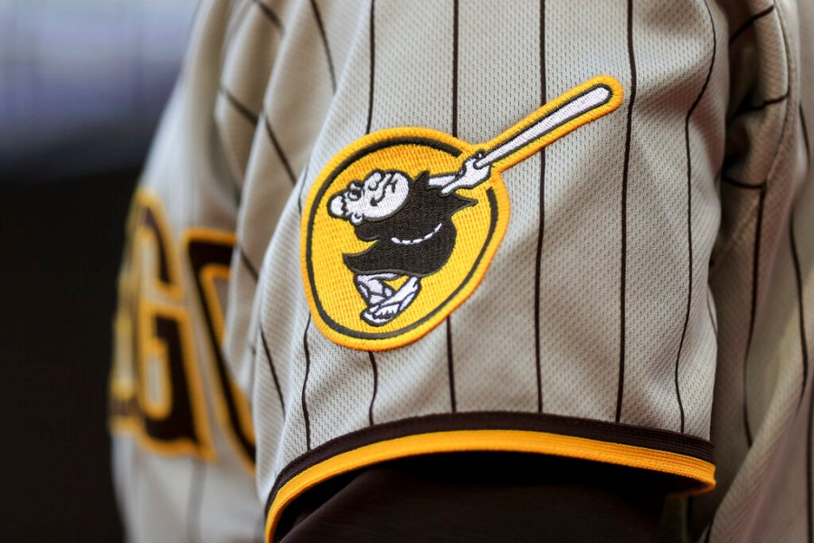 top-mlb-prospect-reportedly-self-deports,-linked-to-migrant-smuggling