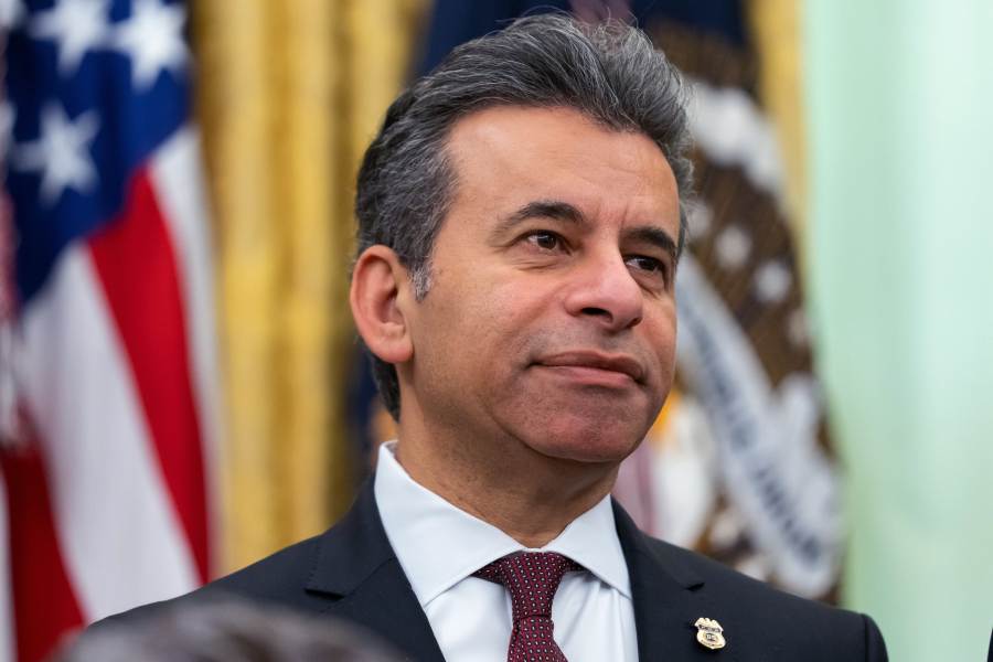 trump’s-fda-chief-is-out-after-angering-pharma-ceos,-vaping-lobbyists-and-anti-abortion-activists
