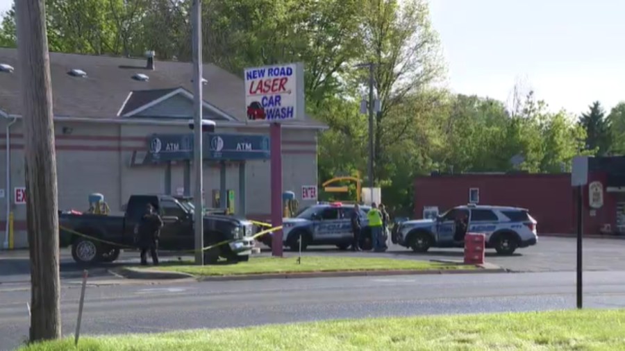 police-respond-to-scene-in-austintown