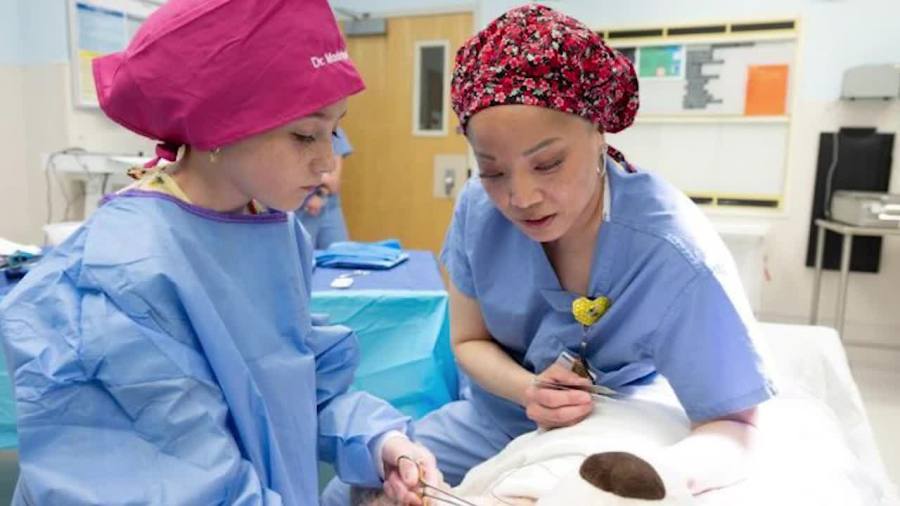 after-18-surgeries,-ohio-girl-gets-to-be-a-doctor-for-a-day
