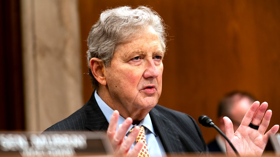 senate-adopts-measure-to-suspend-senators’-pay-during-future-shutdowns