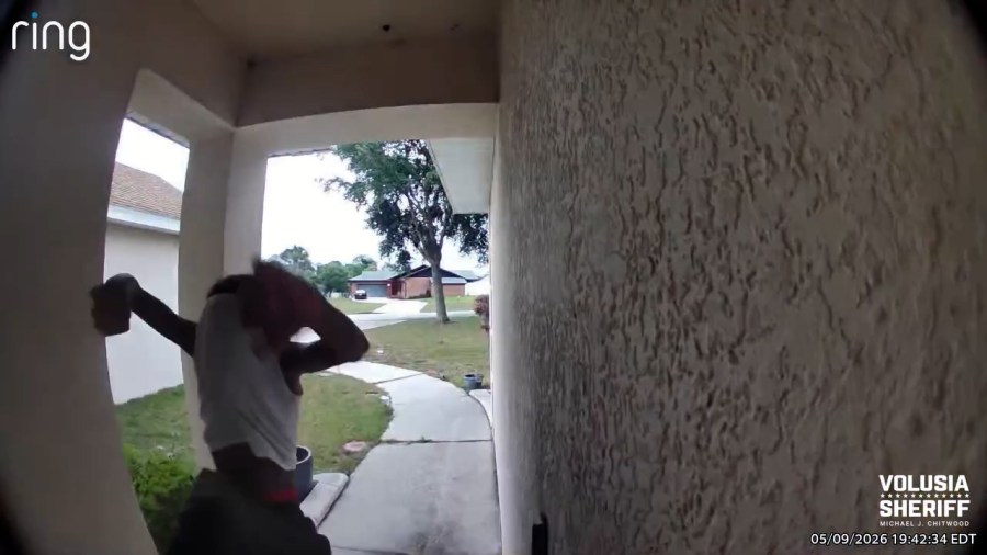 ‘a-lesson’:-12-year-old-arrested-in-‘door-kicking-challenge’-at-florida-home,-deputies-say