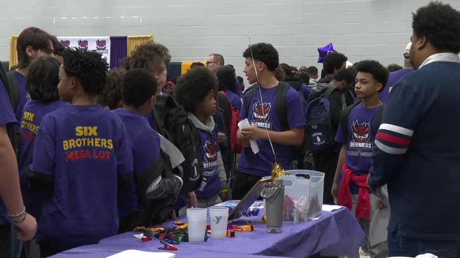 youngstown-middle-schoolers-attend-empowerment-expo
