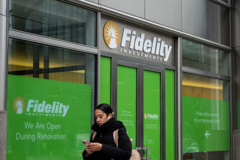 fidelity-investments-settlement:-you-may-qualify-for-some-money-back