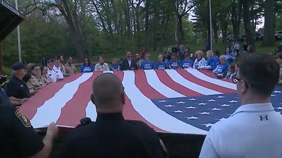 park-in-hubbard-retires-decades-old-american-flag
