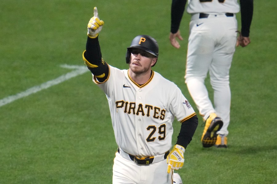 pirates-place-power-hitter-on-10-day-injured-list
