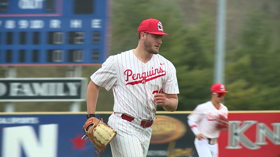 howland-grad-named-pitcher-of-the-year