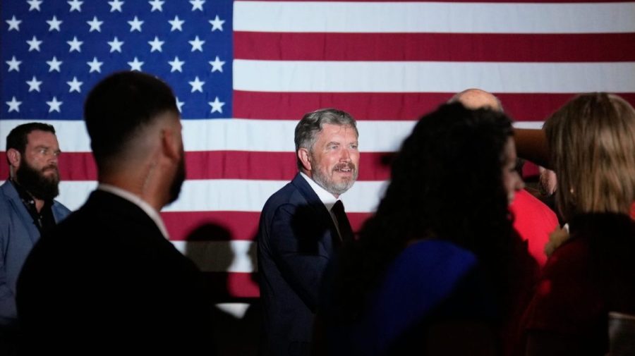 trumps’s-midterm-retribution-crusade-crescendos-with-massie-primary-defeat:-key-takeways