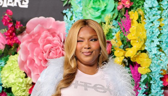 lizzo-teased-cover-of-ucb’s-“sexy-lady”-go-go-hit,-dc-“urreah”-reacts