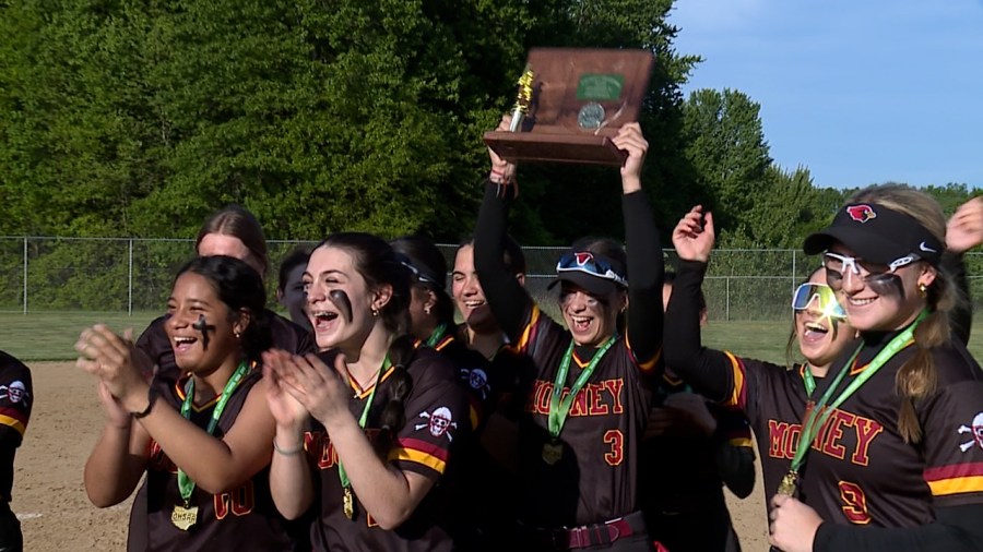 cardinal-mooney-softball-claims-first-district-title-since-2017