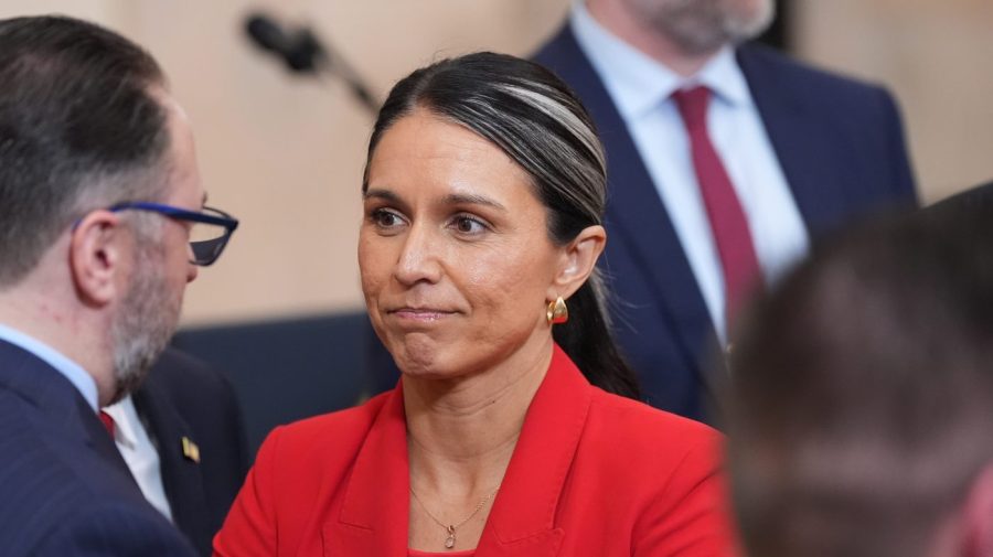 tulsi-gabbard-to-resign-from-trump-intel-post