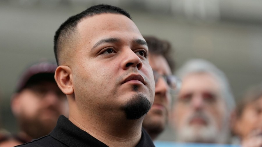 judge-tosses-federal-charges-against-kilmar-abrego-garcia