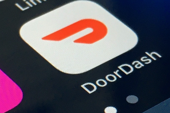 ‘i-just-cheated-death’:-doordash-driver-recounts-getting-shot-in-head-during-attempted-carjacking