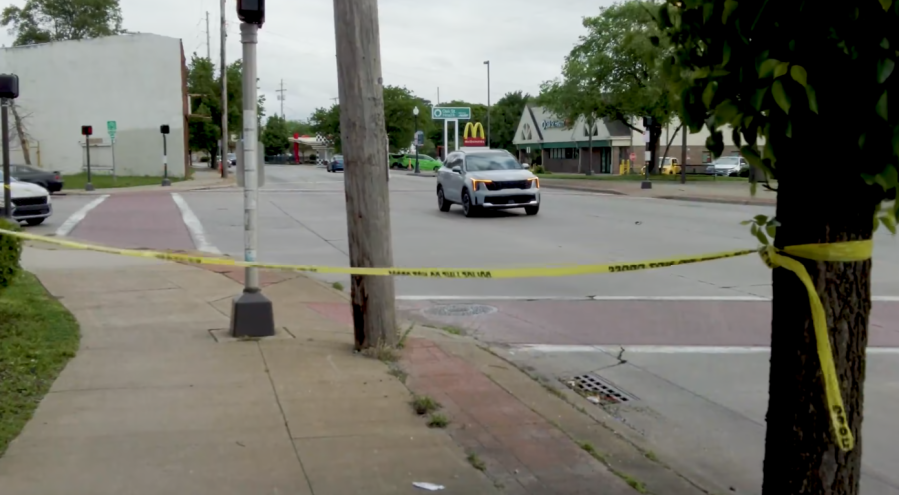 cleveland-officers-shot-at-while-pursuing-suspect