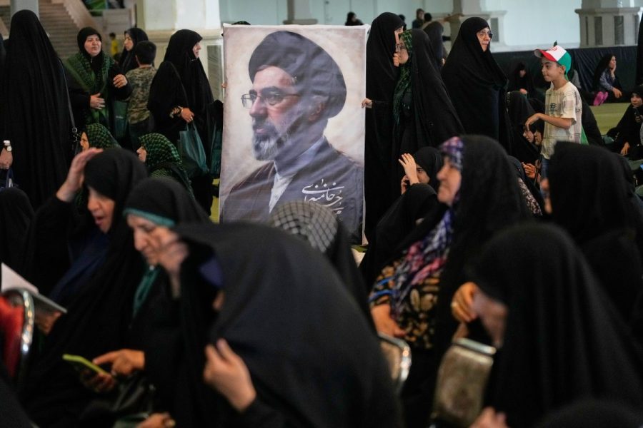 details-emerge-of-a-potential-iran-deal-as-trump-says-not-to-rush