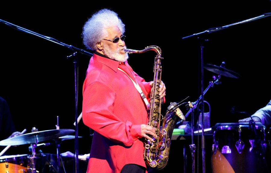 sonny-rollins,-saxophonist-and-restless-genius-of-jazz,-dead-at-95