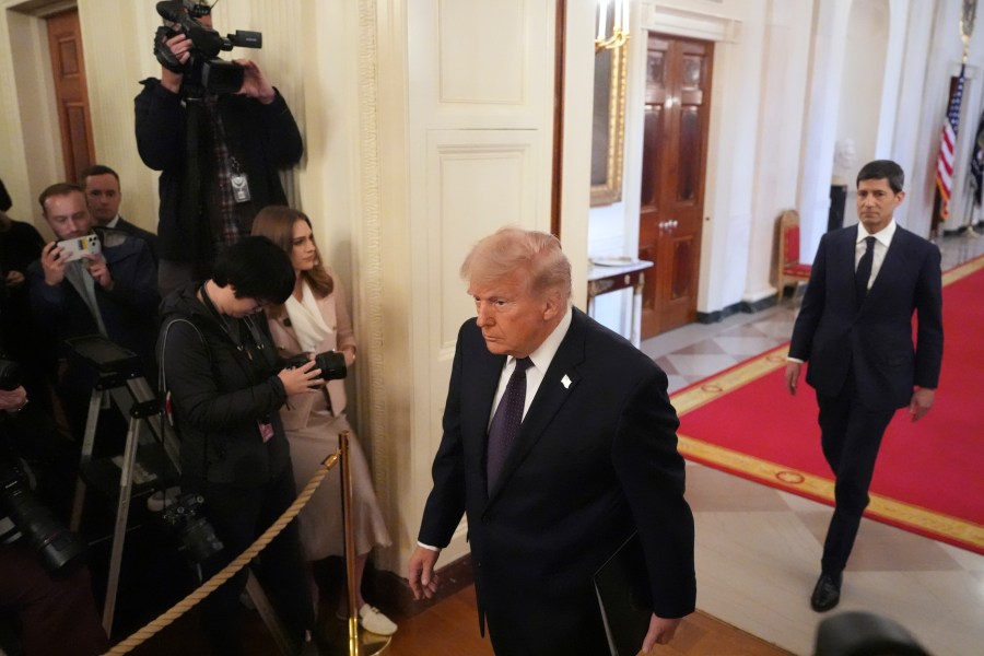 trump-administration-proposes-ndas-for-federal-employees-to-stop-media-leaks