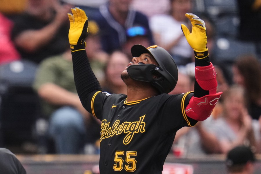 five-run-first-lifts-pirates-to-12-1-win-over-cubs