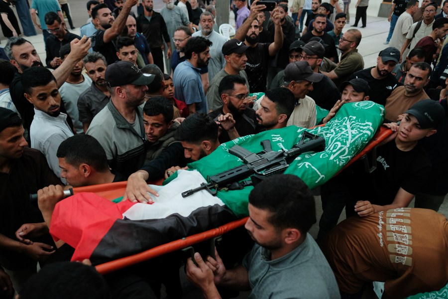 palestinians-mourn-10-killed-in-eid-strikes-as-netanyahu-vows-wider-control-of-the-strip