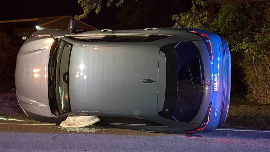 driver-leaves-trumbull-county-rollover-crash:-police