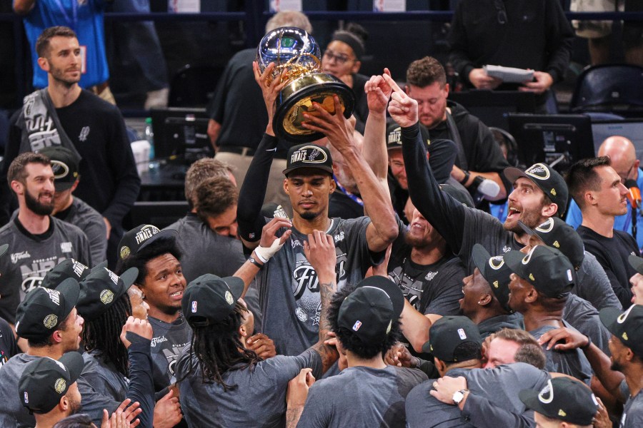 spurs-topple-thunder-in-game-7-to-head-to-nba-finals