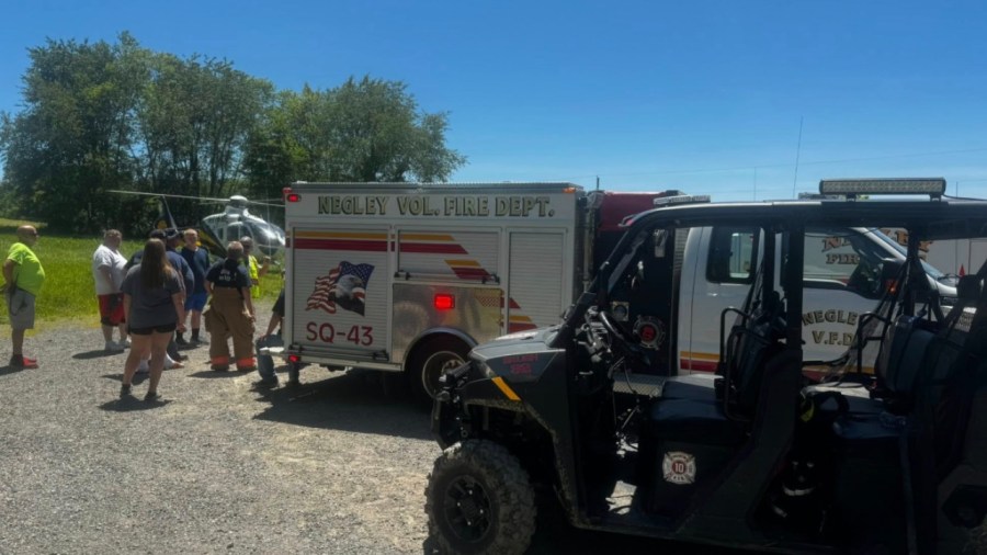 search-and-rescue-team-helps-woman-after-being-flipped-off-horse