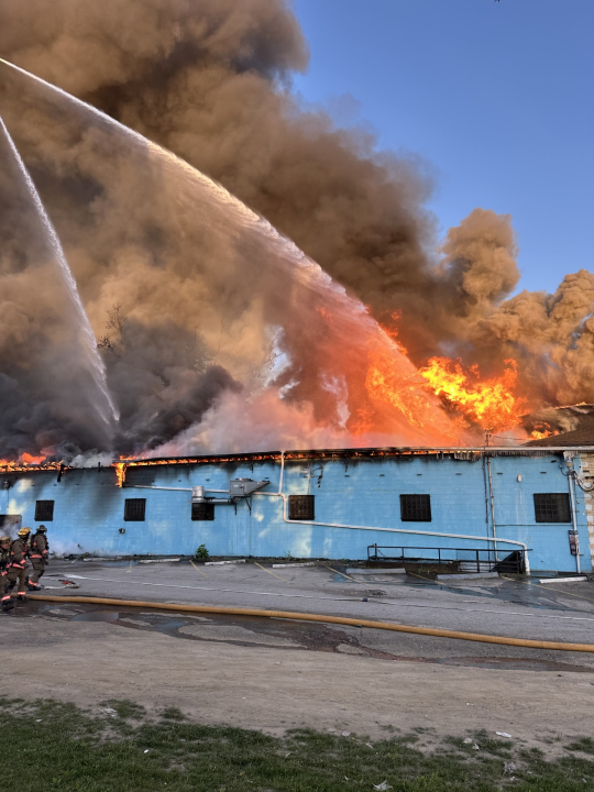 ‘neighborhood-needs-us’:-what’s-next-for-historic-akron-market-after-weekend-fire?