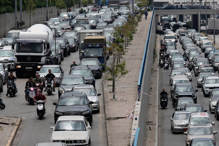 israel-orders-strikes-on-beirut’s-southern-suburbs-as-hezbollah-rockets-hit-northern-israel
