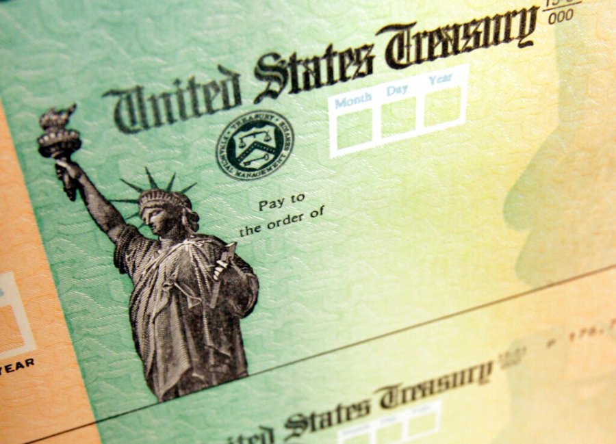 social-security-is-fully-doing-away-with-paper-checks:-how-to-prepare