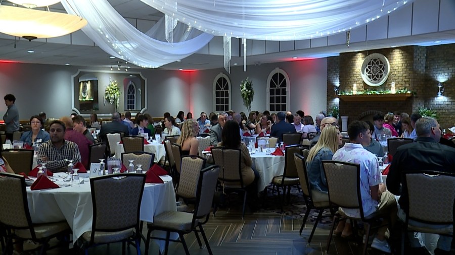 student-athlete-of-the-week-winners-honored-at-annual-banquet