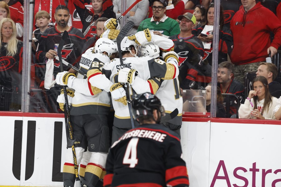 tomas-hertl’s-late-goal-lifts-golden-knights-past-hurricanes-5-4-to-open-stanley-cup-final