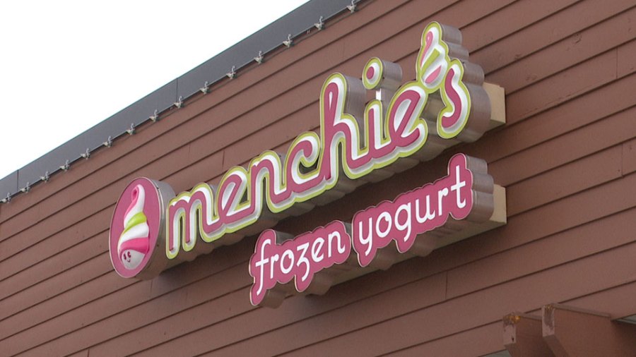 menchie’s-in-boardman-reopens-following-plaza-fire