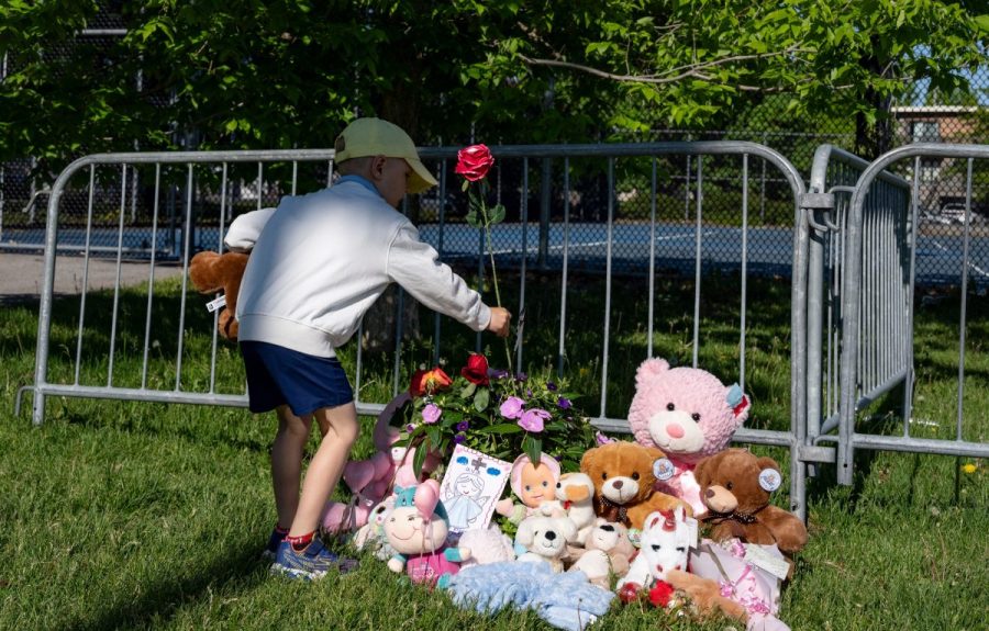 3-year-old-dies-after-inflatable-castle-tossed-into-air-in-canada-park