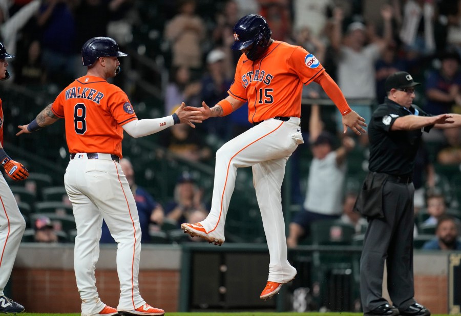 astros-rally-past-the-pirates-for-11-9-win