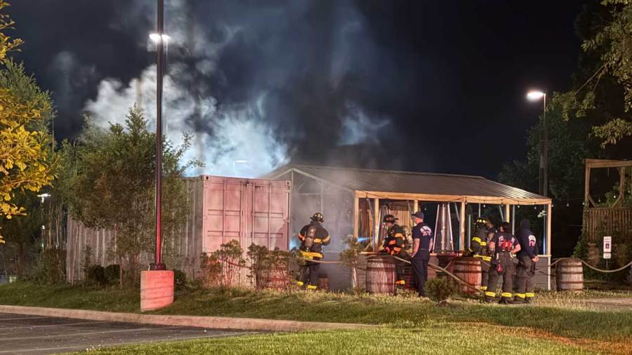 firefighters-respond-to-youngstown-brewery