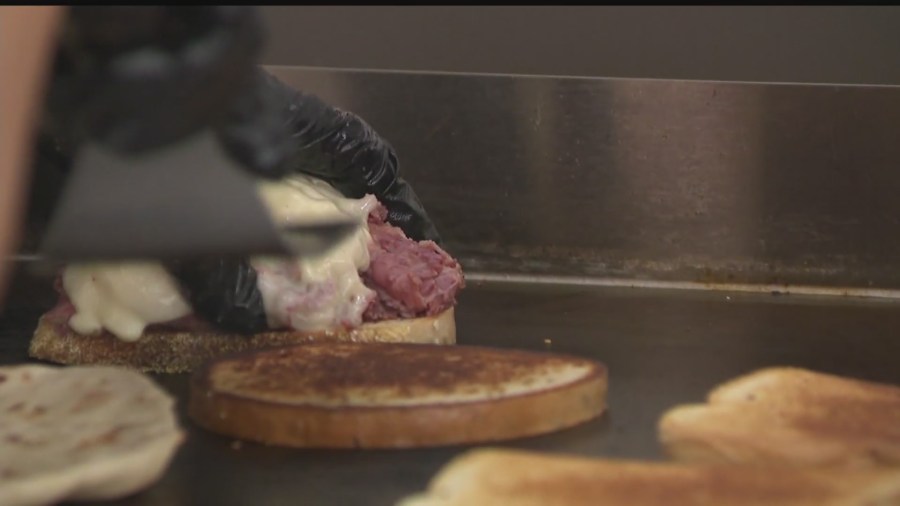 kravitz-deli-in-salem-opens