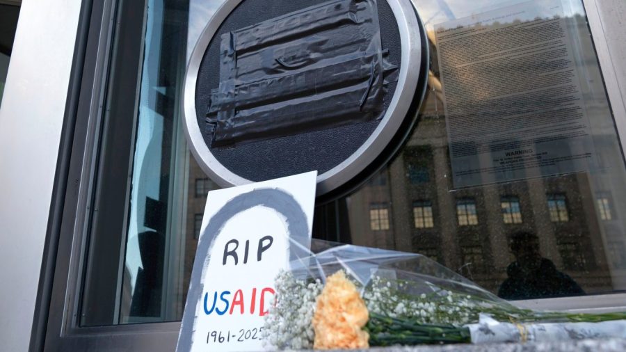 usaid’s-closure-led-to-‘entirely-preventable’-deaths,-latest-ebola-outbreak:-house-dem-report