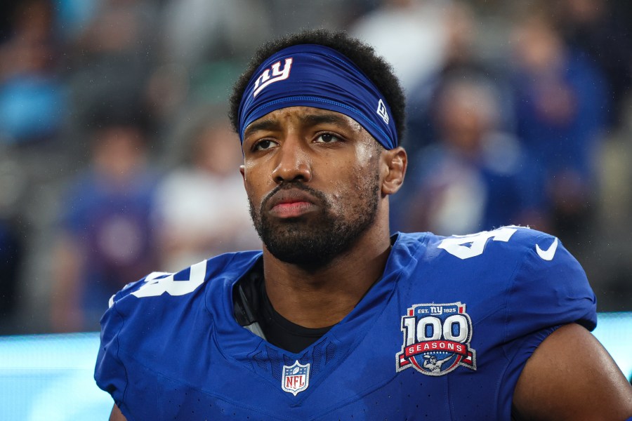 browns-officially-sign-veteran-defensive-end