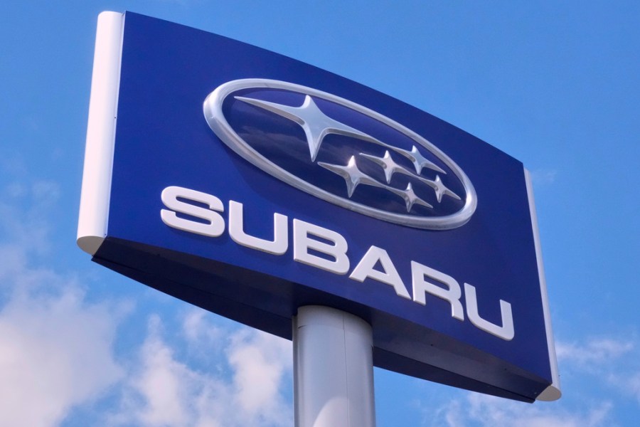 subaru-recall:-moonroof-glass-may-detach-while-driving