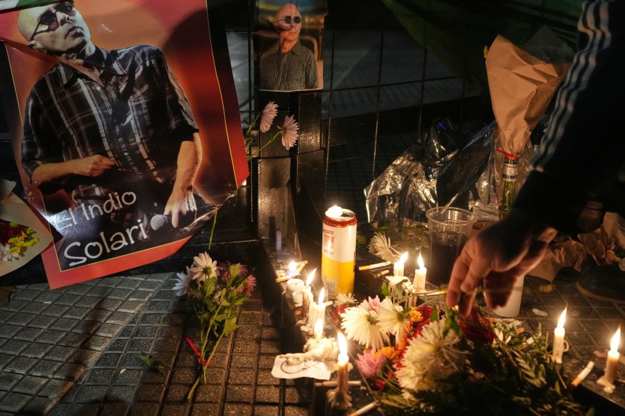 carlos-‘indio’-solari,-a-legend-of-argentina’s-rock-scene,-dies-at-77