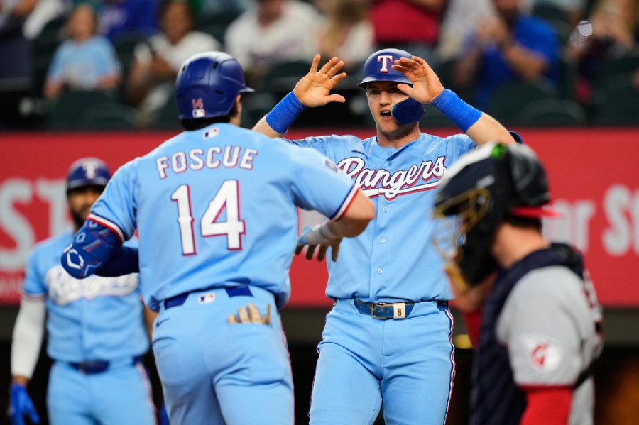 rangers-hit-4-homers-in-10-0-win-over-the-guardians