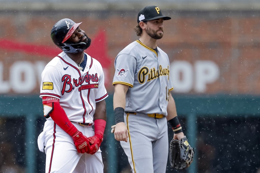 harris-delivers-to-rally-braves-past-pirates-for-sweep